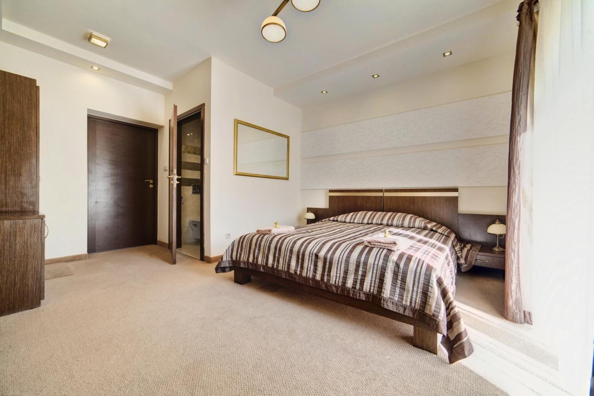 Hotel Orlik 克雷尼察 外观 照片